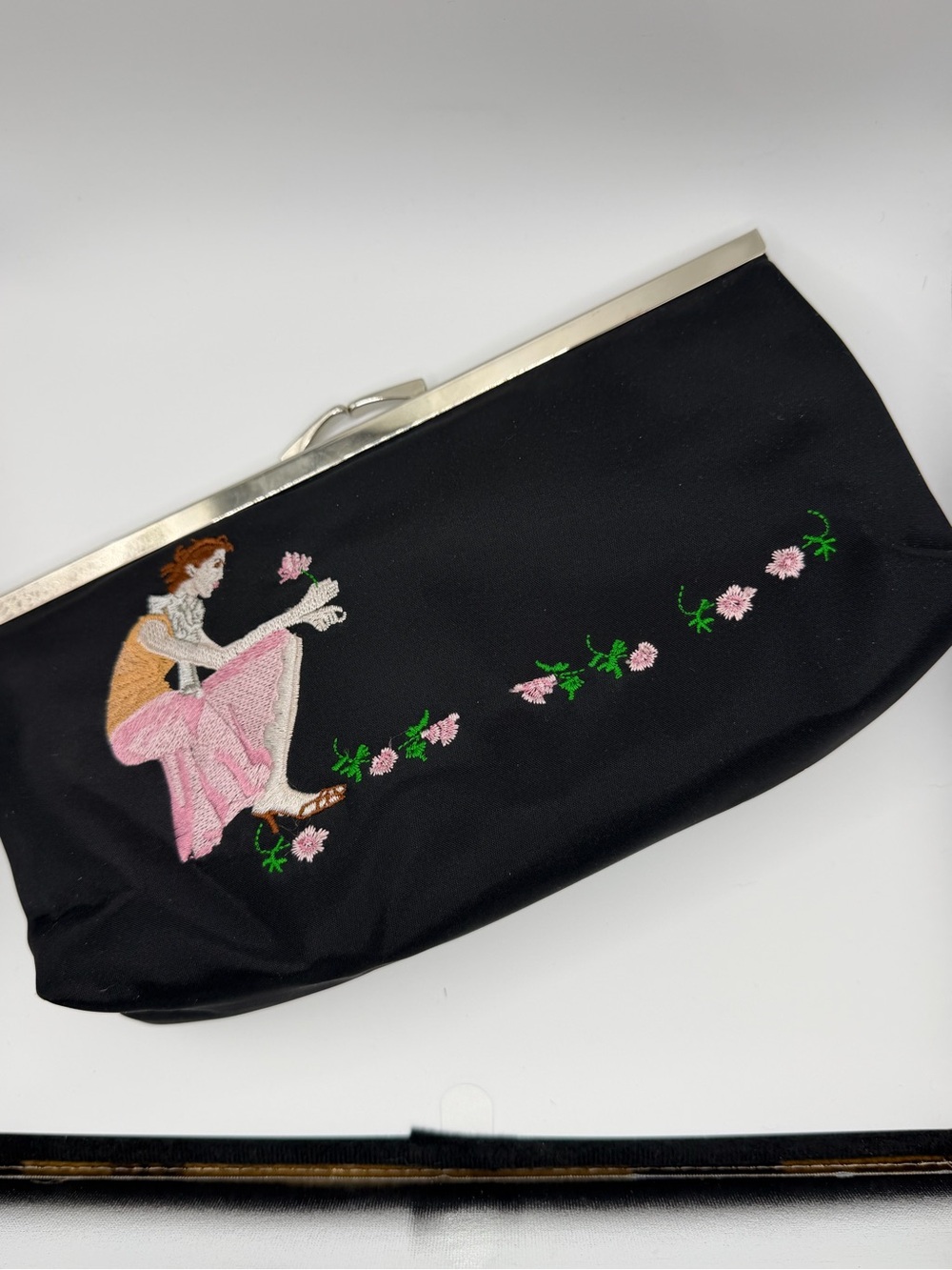 Sydney Love Black Embroidered Needlepoint Floral Evening Clutch